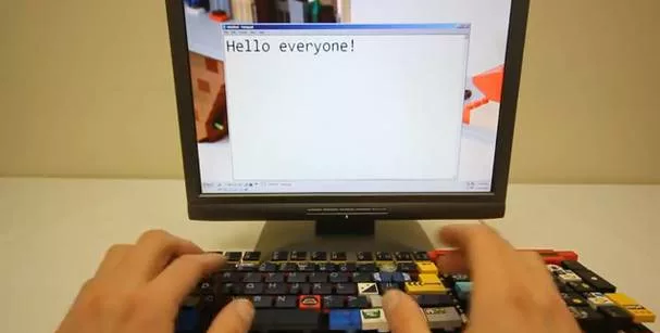 clavier lego jpg