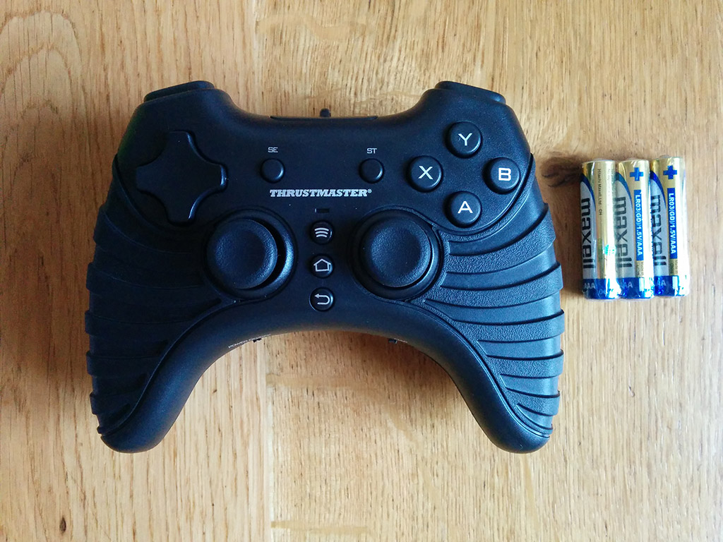 Test Thrustmaster Score A - Manette Bluetooth - GamerStuff.fr