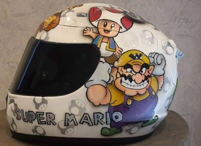 Mod casque HJC R-pha 10 « Super Mario » par Genetics Helmets