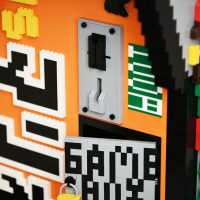 Borne arcade Donkey Kong en LEGO - Monnayeur
