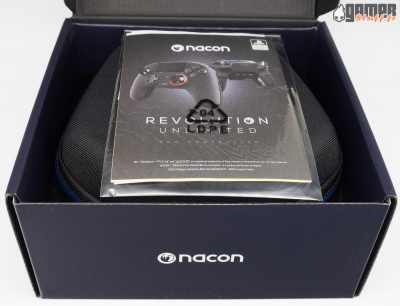 Nacon Revolution Unlimited unboxing 01