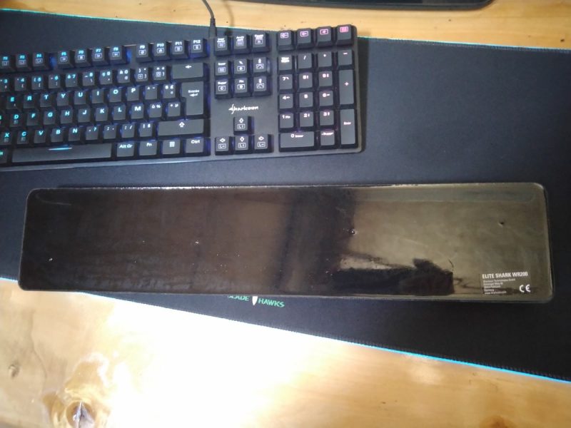 Sharkoon Elite Shark WR200 07