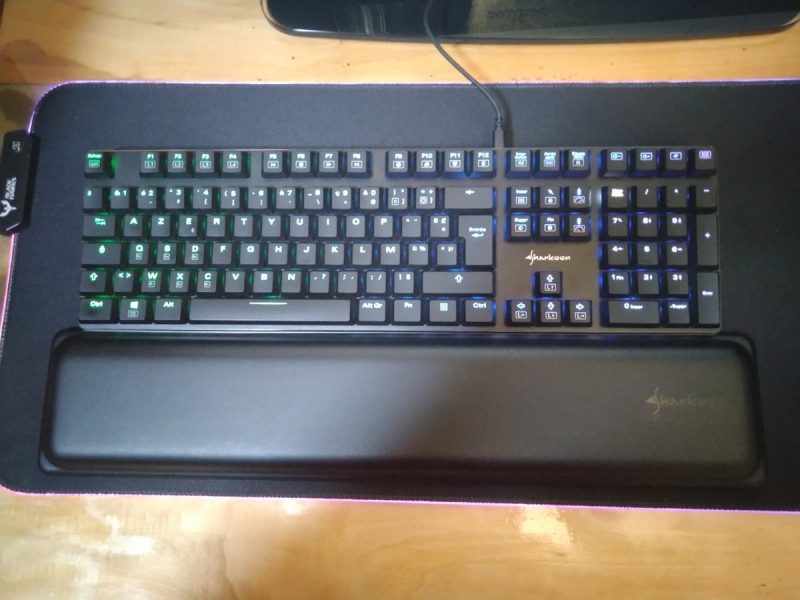 Sharkoon Elite Shark WR200 09