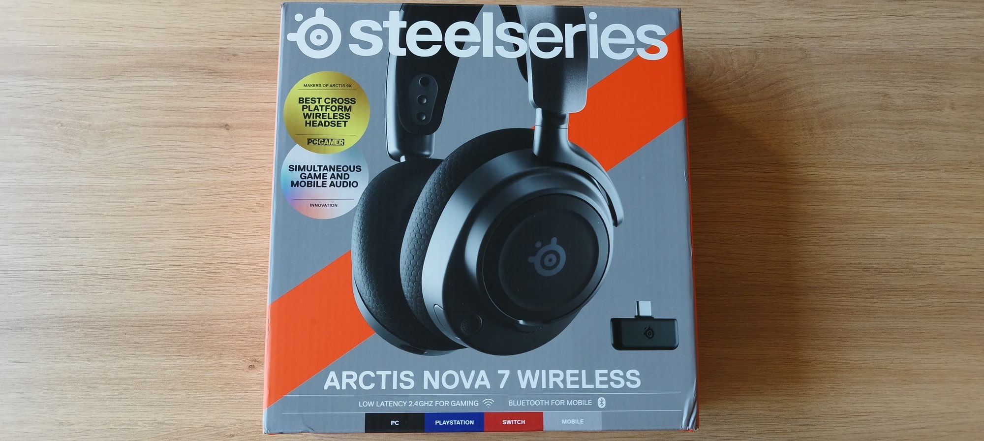 Steelseries Arctis Nova 7 Wireless 001